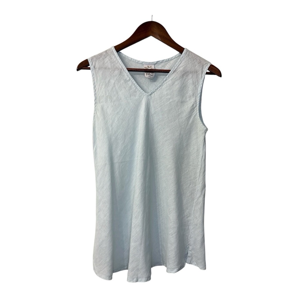 Match Point linen v-neck tank top women's small pastel blue coastal beach resort